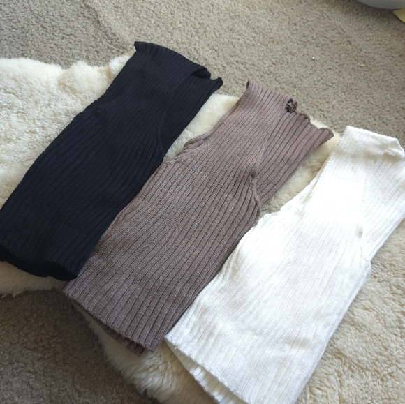 Nwot Cropped Sweater Vests 3 total size Medium - Picture 2 of 8